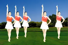 励志金曲广场舞《我奋斗我幸福》迈步走进小康之路，加油！视频封面