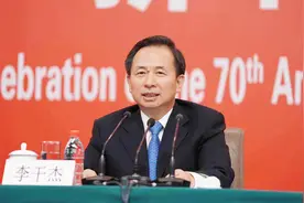 生态环境部部长：黄河流域污染治理、生态环境保护取得了明显成效视频封面