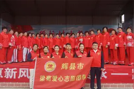 纸坊村和梁菊爱心团队，联合举行纸坊村第六届文化孝道大餐活动。视频封面
