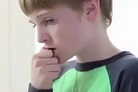 你啃的指甲到底有多脏，镜头放大100倍，画面非常恶心