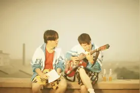 肖央&王太利 - 【老男孩】’带你进入青涩懵懂激情的校园生活‘视频封面