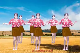小姐姐原创广场舞《听心》，DJ节奏真动感，跟着美女舞起来视频封面