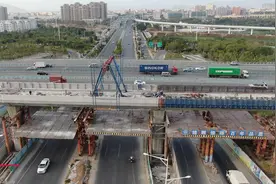 航拍厦门地铁四号线建设的同安官浔段，从画面下看就是气派十足