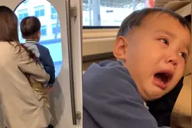 小男孩高铁“黏”上漂亮姐姐，结局让网友直呼：缘分太奇妙！视频封面