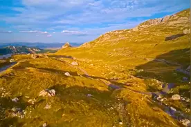 【三小时轻音乐】只要结局是喜剧收尾，过程你让我怎么哭都成视频封面