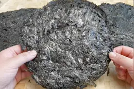 紫菜下锅前，要不要洗一下再煮？很多人不懂，看海边人是怎么做的