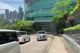 实拍香港半山晓庐富人区现状，陈浩民每月花几十万租房呢！真有钱