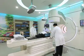 更准更高效，精准在线自适应放疗落地中山大学肿瘤中心视频封面