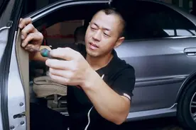 车窗不能正常升降，每次都会跑偏，这是哪里的原因视频封面