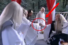 鸿钧老祖偏心通天教主？你错了！看他用了啥手段制衡三圣？视频封面