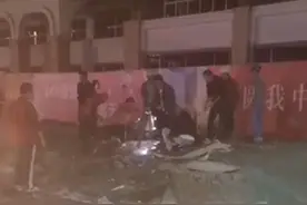 湖南一小孩掉入化粪池父亲营救双双遇难，殡仪馆：收到2具遗体视频封面
