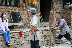 电视剧《红高粱》的取景地沂蒙影视城，这小院里的故事每天都上演视频封面