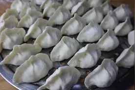 这才是素馅饺子最好吃的做法，比肉馅饺子都香，适合老人孩子吃视频封面