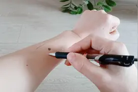 便秘堵着出不来，教你一招快速排便，体验飞一般的感觉