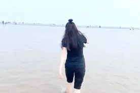 上海海边一日游，抓小螃蟹，周末溜娃好去处——南汇嘴观海公园视频封面