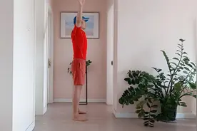 不想出去跑步的，每天臂跑10分钟，促进新陈代谢，还不伤膝盖