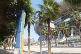 探访广西南宁最大的奥林匹克体育馆，外地小伙被惊呆了视频封面