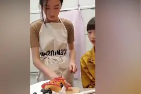 日本神颜木村拓哉家，这一家颜值绝，木村姐妹直播为工藤静香庆生视频封面