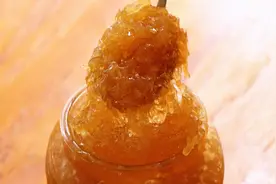 秋天要多吃柚子，吃不完的柚子这样做，晶莹剔透，酸酸甜甜很好吃