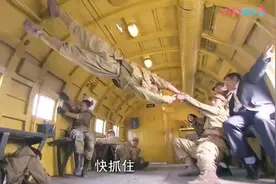 机仓遇炸弹机长又被暗杀飞机将要坠毁，抗日女子队面临生死关头视频封面