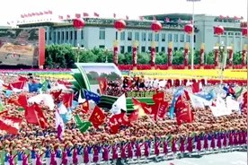越南网友演唱越语版中国歌曲《歌唱祖国》视频封面
