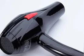 为什么要用吹风机吹肚脐？作用花钱买不到，早知道早受益