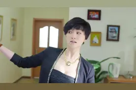 《大丈夫》，李小冉这段戏太逗了，成了关晓彤的小妈姐！