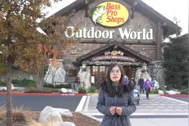 【贪吃熊觅食系列】探索美国最大的钓鱼打猎户外运动用品店