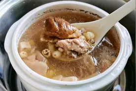 脾胃虚弱，湿气重，常给家人煲这道广东靓汤，营养丰富又好喝视频封面
