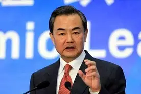 连续30年首访非洲，王毅连用3个成语：中国初心不改持之以恒视频封面
