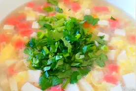 这种香菜豆腐羹真美味，做着简单喝着过瘾，农家媳妇来教你视频封面