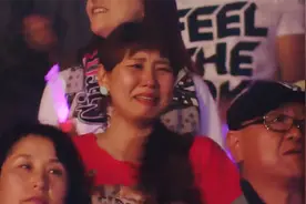 日本天后的惊艳演唱会，滨崎步失聪后唱《My All》，万人泪目送别视频封面