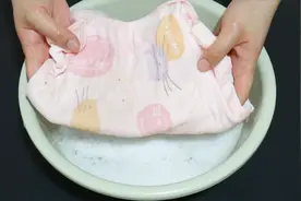 毛巾用久了又脏又黄，教你一个小妙招，洗得毛巾干净柔软如新视频封面