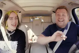【中字】追星女孩碧梨见到偶像比伯的时候 又好笑又温馨哈哈哈视频封面