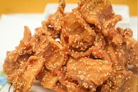 五花肉怎样做好吃？阿飞做成秘制香酥五花肉！一口下去，酥掉渣！视频封面