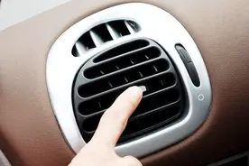 开空调10分钟后才有冷气应该检查哪里？视频封面