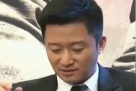特种兵的训练强度太惊人，连硬汉著称的吴京，都直言扛不住视频封面