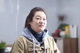 山东女记者辞职卖地瓜年售过亿：怀念儿时烤地瓜的味道视频封面