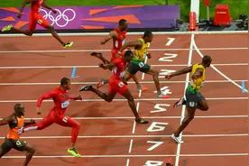 400米决赛的博尔特，再次超越人类极限！视频封面