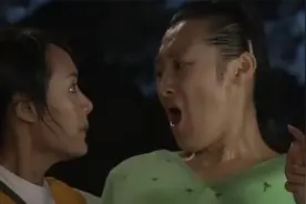 一个家：孕妇遭遇泥石流，刚躲进山洞突然要生产，男医生紧急接生视频封面