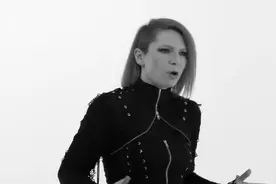 摩尔多瓦前卫金属乐队SEAS ON THE MOON  - OVER YOU视频封面