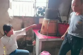 农村最原始的方法制作烧酒，醇香四溢，爸爸说拿茅台来都不换！视频封面