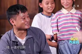 新闻大求真：古代苗族女孩戴着满头银饰，竟是为了躲避土匪抢掠？