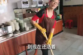 一个姐说亲属得了肿瘤后常年喝灵芝孢子粉提高免疫力，效果很好视频封面