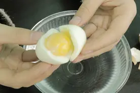 鸡蛋不用上锅煮了，教你用保温杯煮鸡蛋，每天都吃到热乎乎的鸡蛋