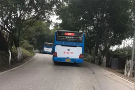 重慶永川松溉古鎮的公交車20220222143131视频封面