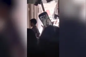 男生到女生宿舍表白被保安带走 网友：还没开始就结束了视频封面