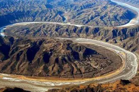 美国卫星监控黄河20年，发现了如此一幕，联合国都被惊动视频封面