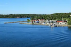 无论这世界怎么对你怎样，都请你一如既往的努力