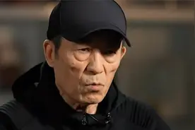 《满江红》怎么创作出来的？张艺谋:打磨四五年 曾想全片一镜到底视频封面